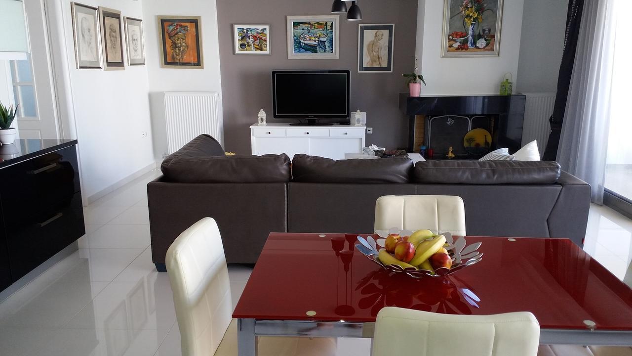 Luxurious House Near The Sea Apartment Pórto Ráfti Екстериор снимка